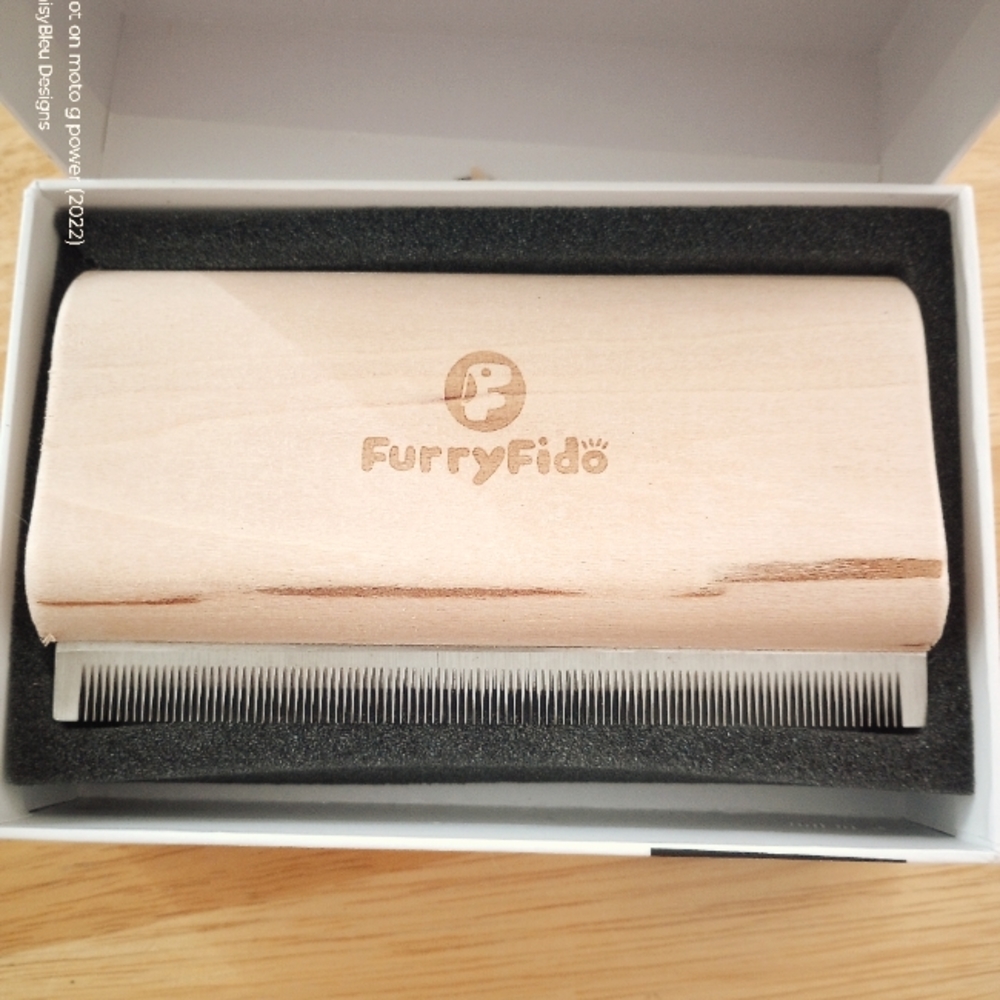 Furry Fido Grooming Comb Tool